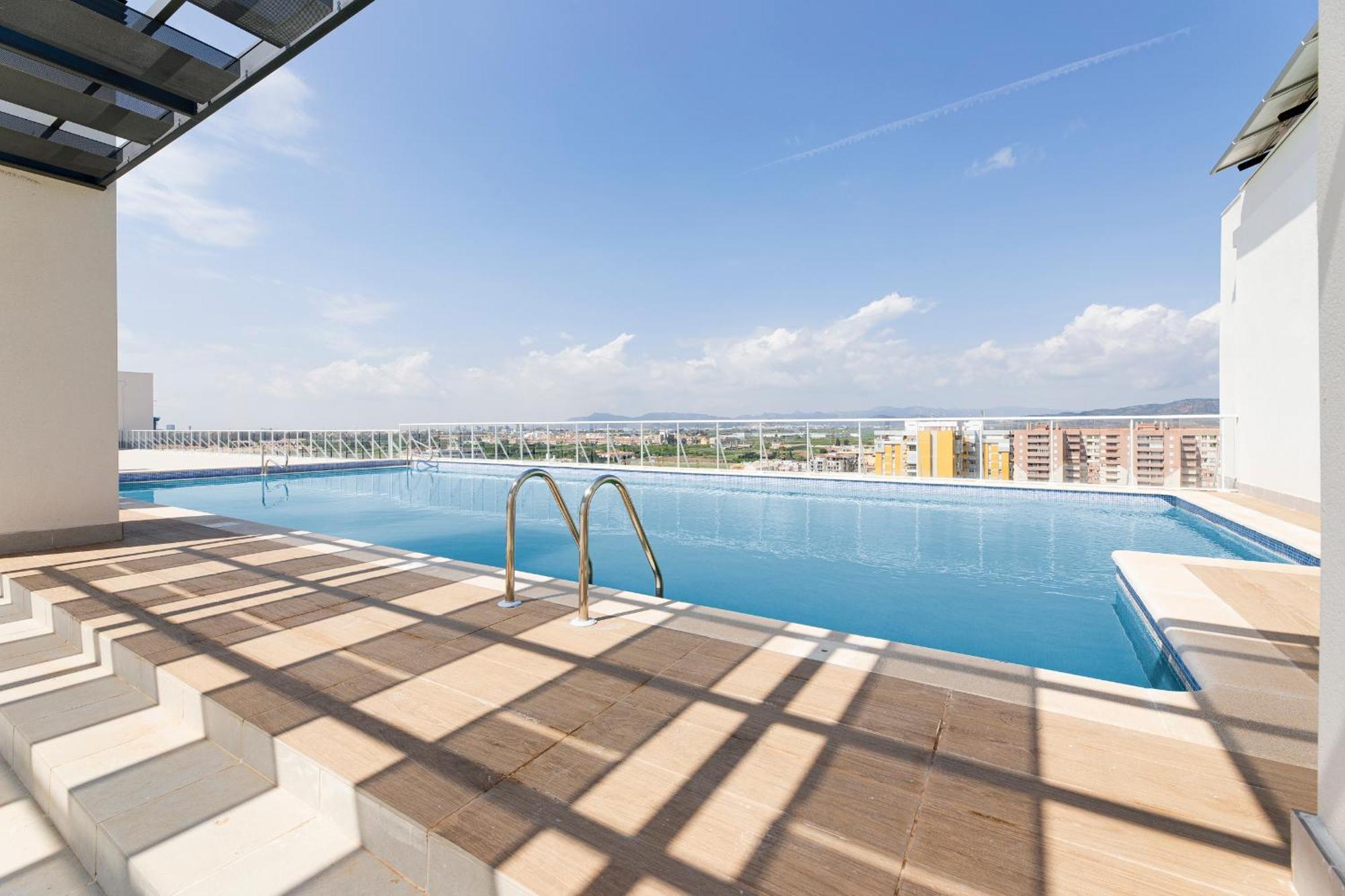 Apartamentos En Canet Al Mar, Junto Playa Y Con Piscina Canet d'En Berenguer Bagian luar foto